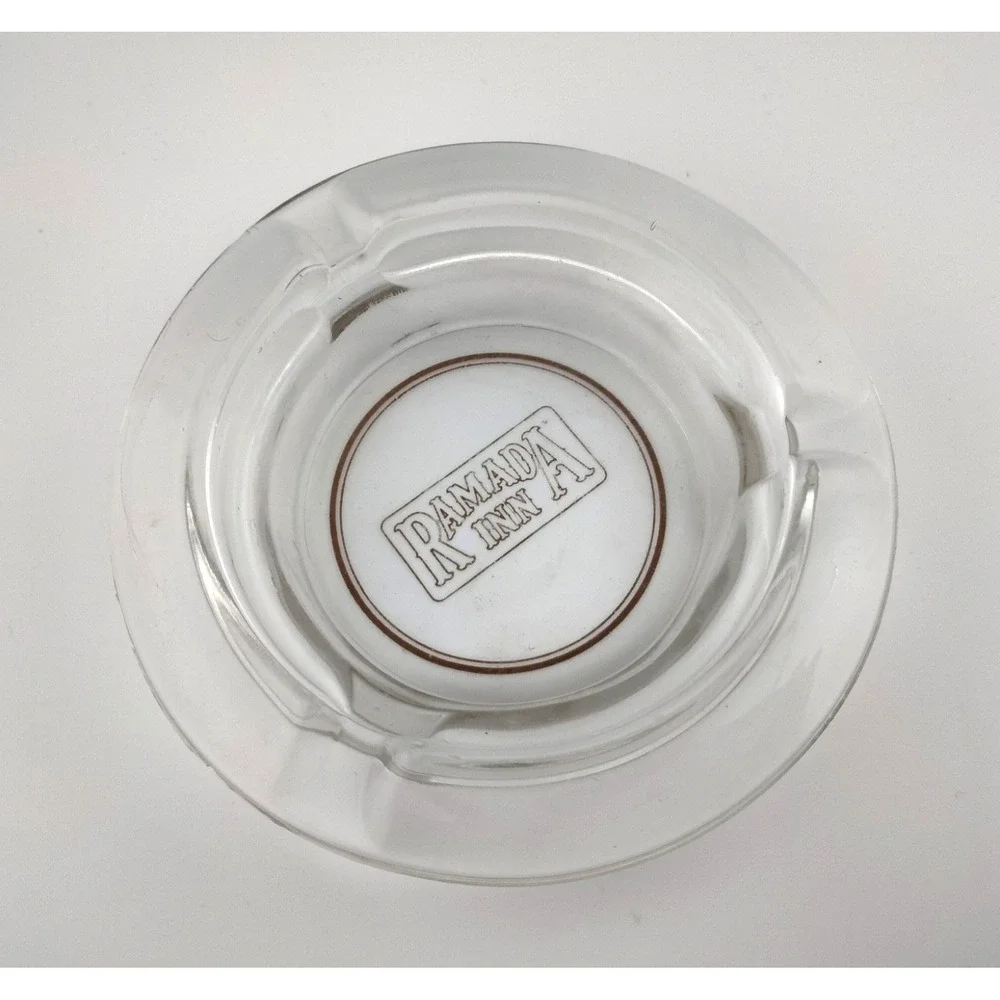Vintage Collectible RAMADA INN 3 Slot Circle Cigarette‎ Ashtray - 4.25